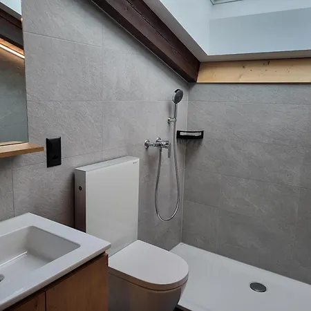 Atlas Apartmán Saas-Grund